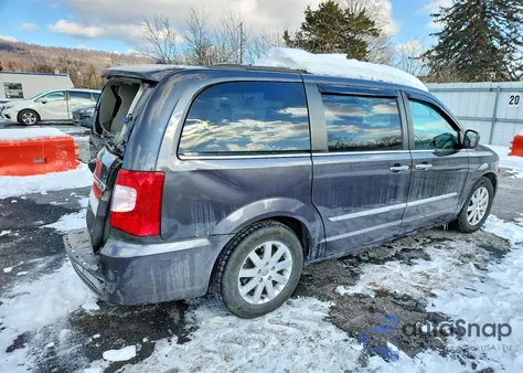 2016 Chrysler Town & Country Touring z USA, uszkodzony, nr VIN 2C4RC1BG4GR194286